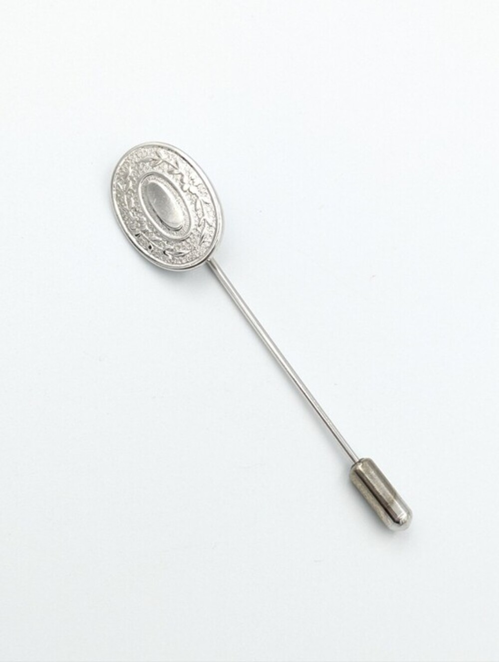 Vintage signed Sarah Coventry silver tone oval stick pin